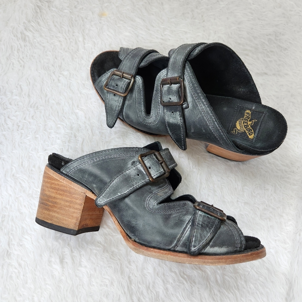 Free Birds | Caprice I loved these shoes I usually wear 7.5 but these are 8